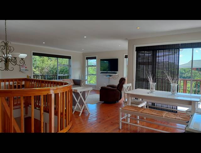 6 BEDROOM GATED ESTATE FOR SALE IN NATURE ON SEA